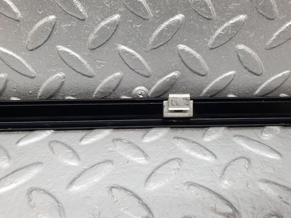 42107 Mercedes-Benz W202 C200 Front Left Door Moulding Trim