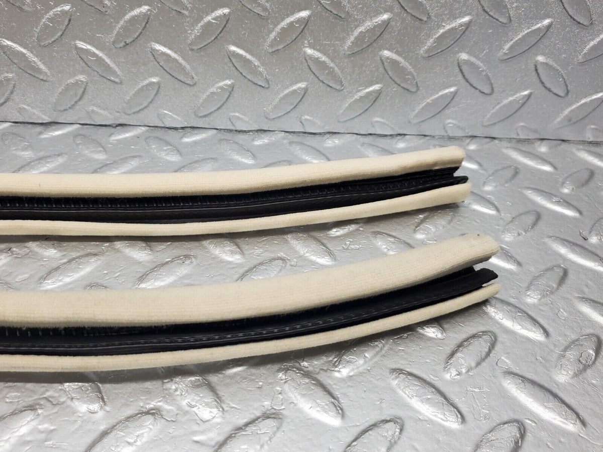 47161 Mercedes-Benz R129 320SL Coupe Door Edge Seal Front & Rear