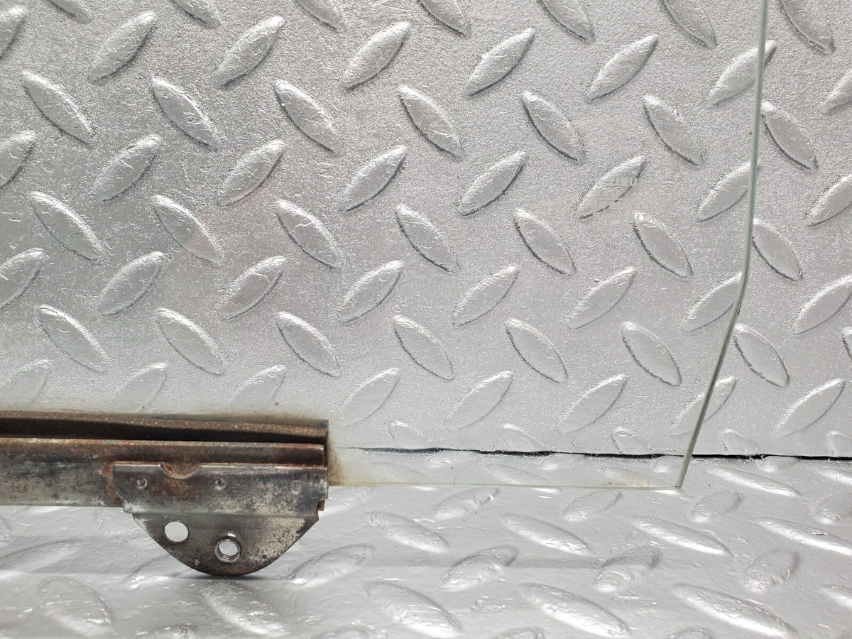 48491 Mercedes-Benz W108 Rear Left Door Window Glass