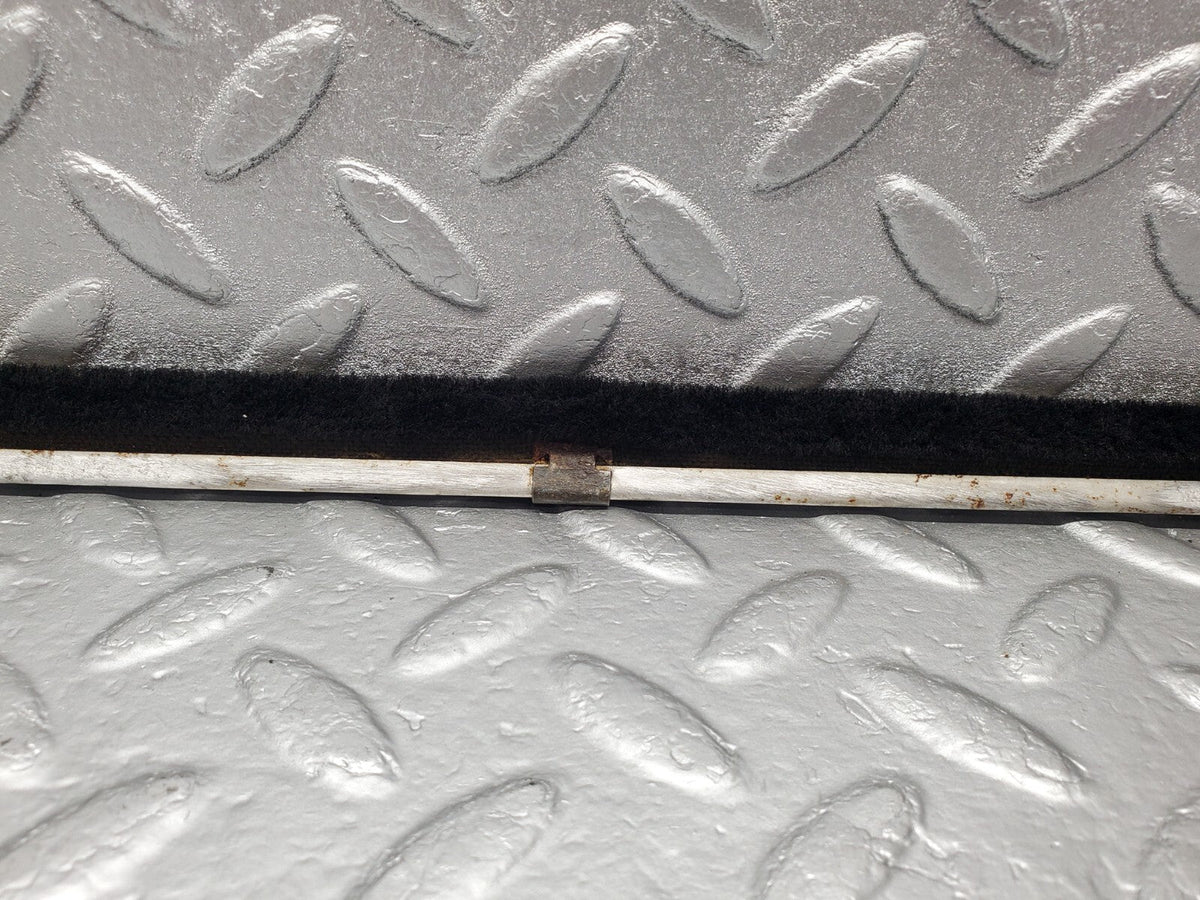 48501 Mercedes-Benz W108 Front Left Door Window Sealing Rail Strip