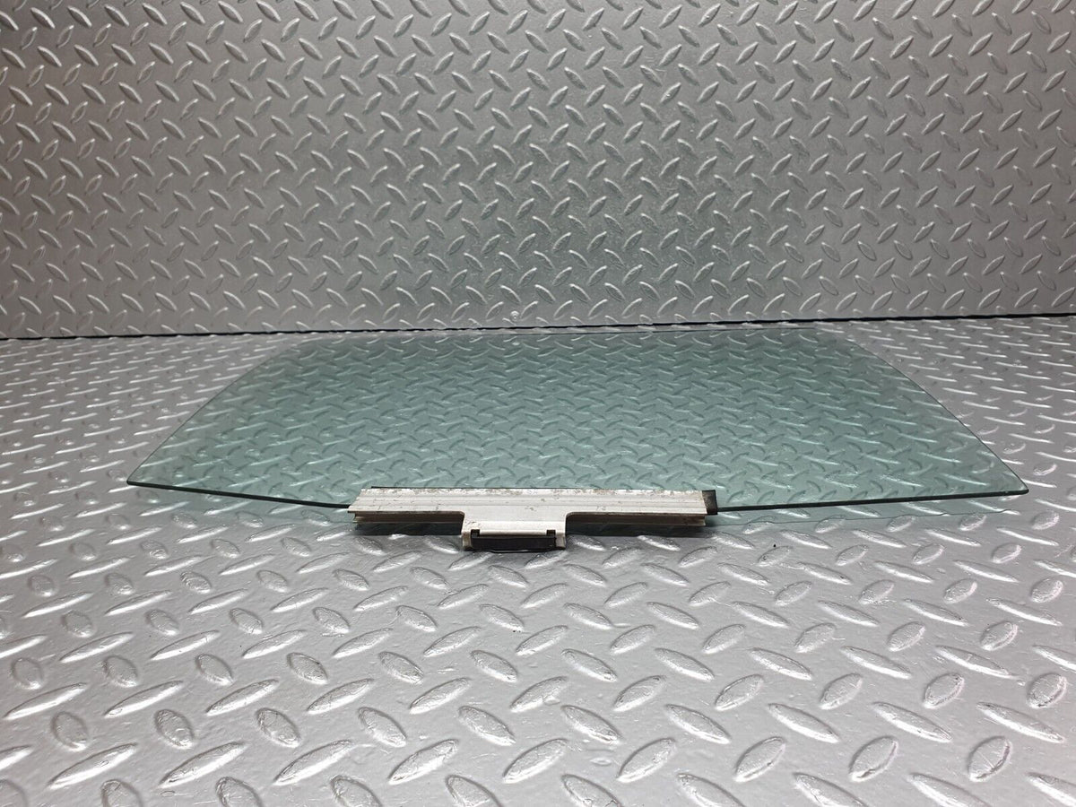41407 Mercedes-Benz W124 200E Rear Right Door Window Glass