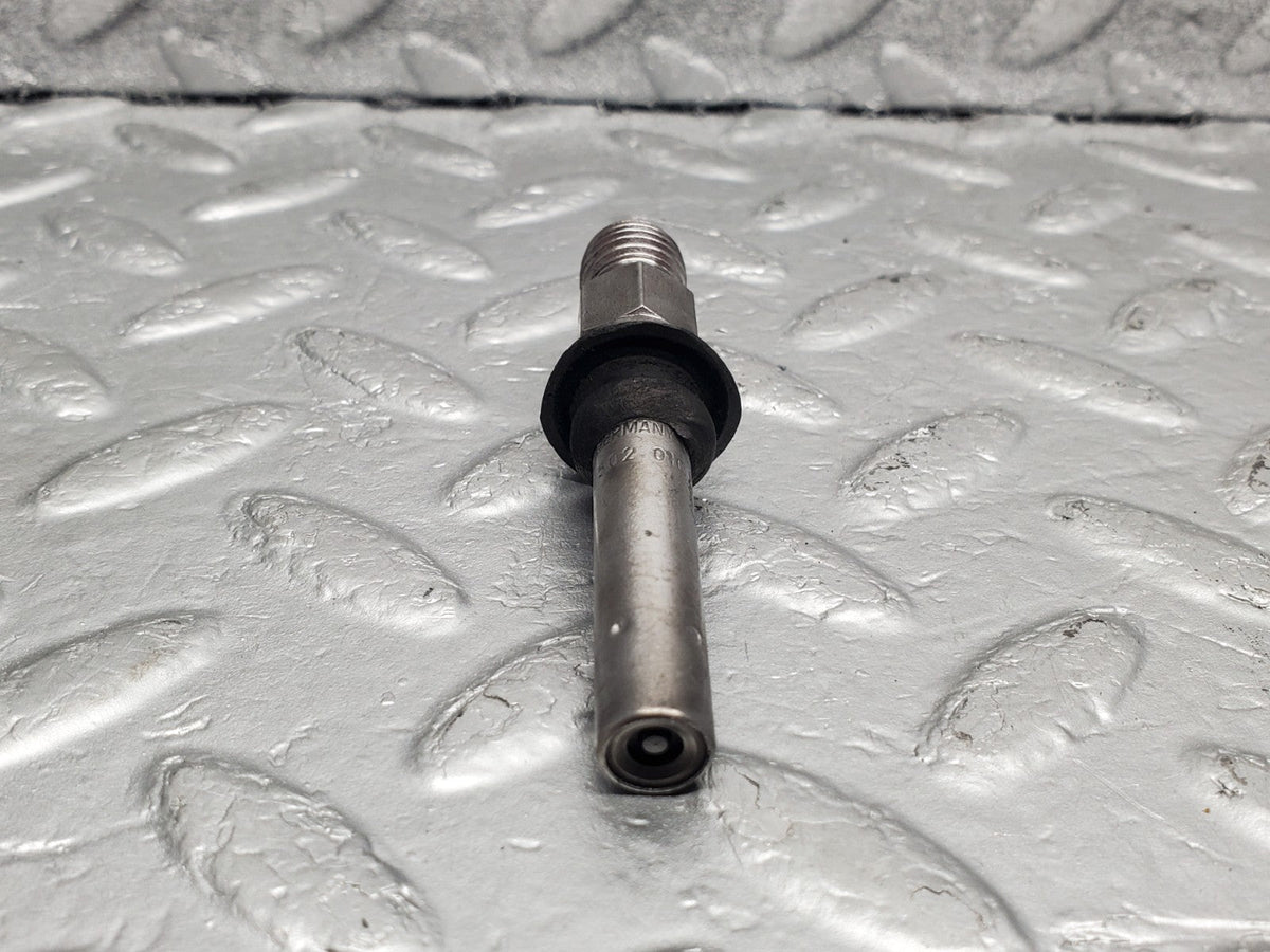 51047 Mercedes-Benz R107 380SL Fuel Injector Bosch 0437502010