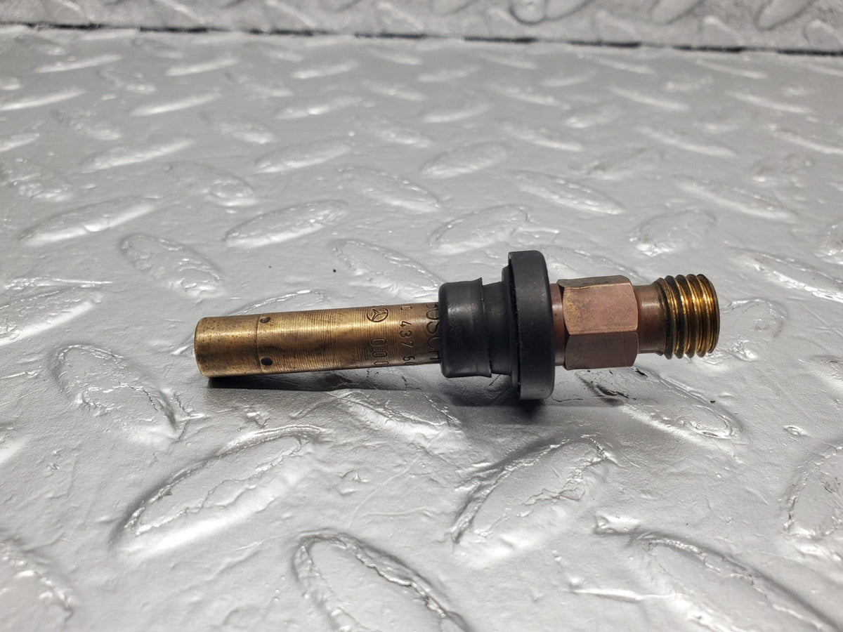 51077 Mercedes-Benz W124 260E Fuel Injector Bosch 0437502047 A0000785623