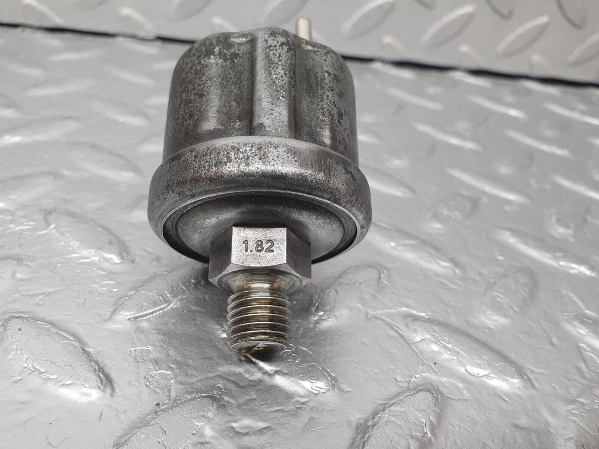 43536 Mercedes-Benz C126 380SEC Coupe Oil Pressure Sensor A0055421817