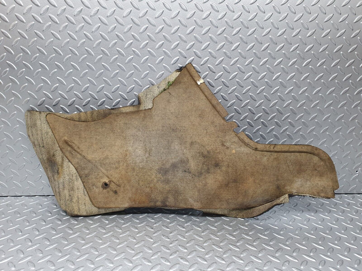 40720 Mercedes-Benz W123 300D Centre Console Carpet Right Side Black