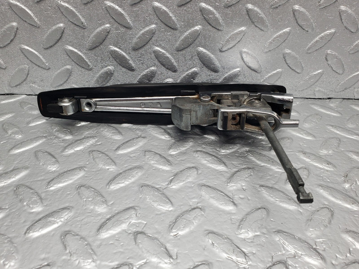 48616 Mercedes-Benz W123 Front Right Door Exterior Handle No Key