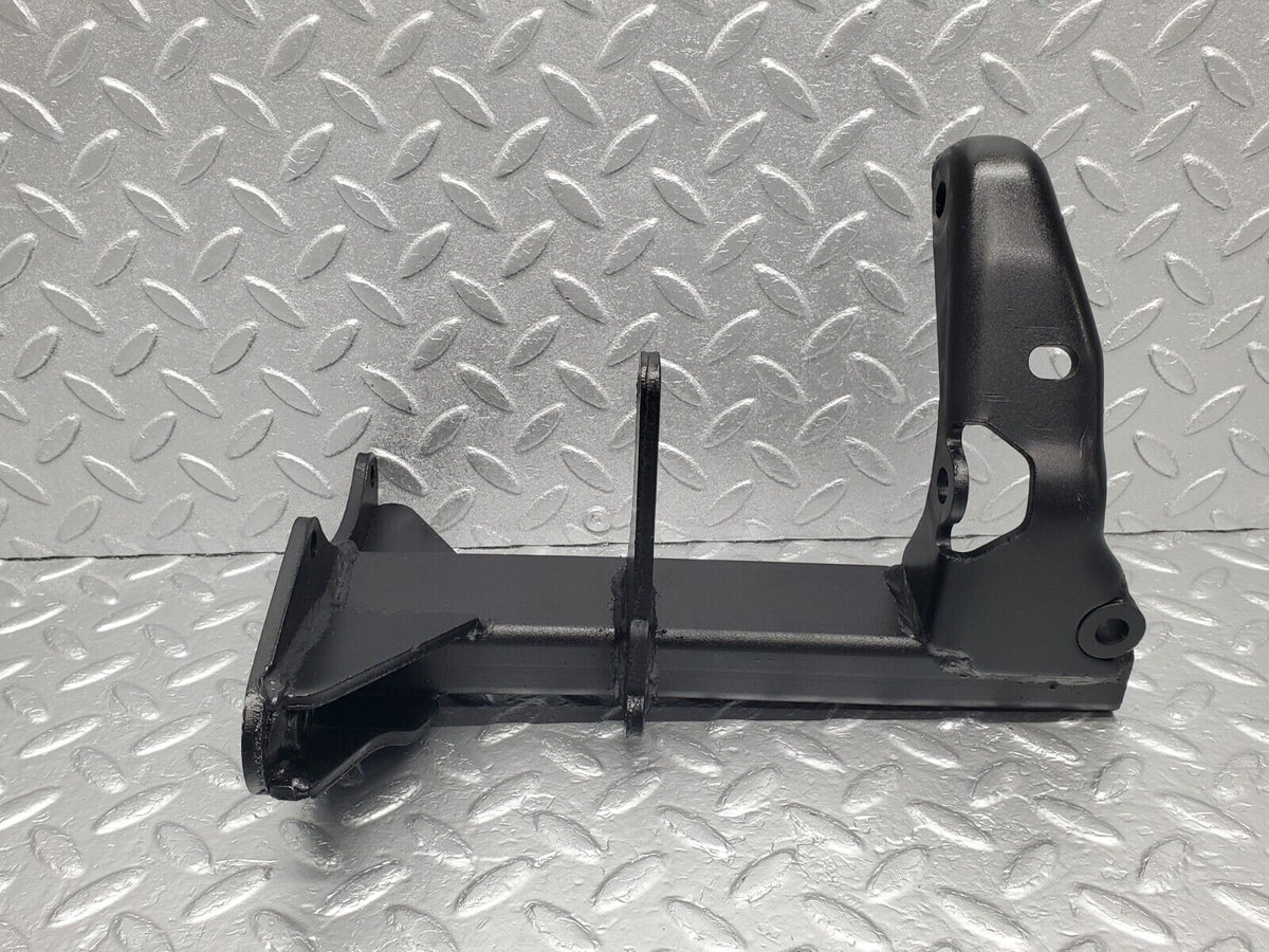 47608 Mercedes-Benz C126 500SEC Coupe Air Condition Compressor Mount Bracket