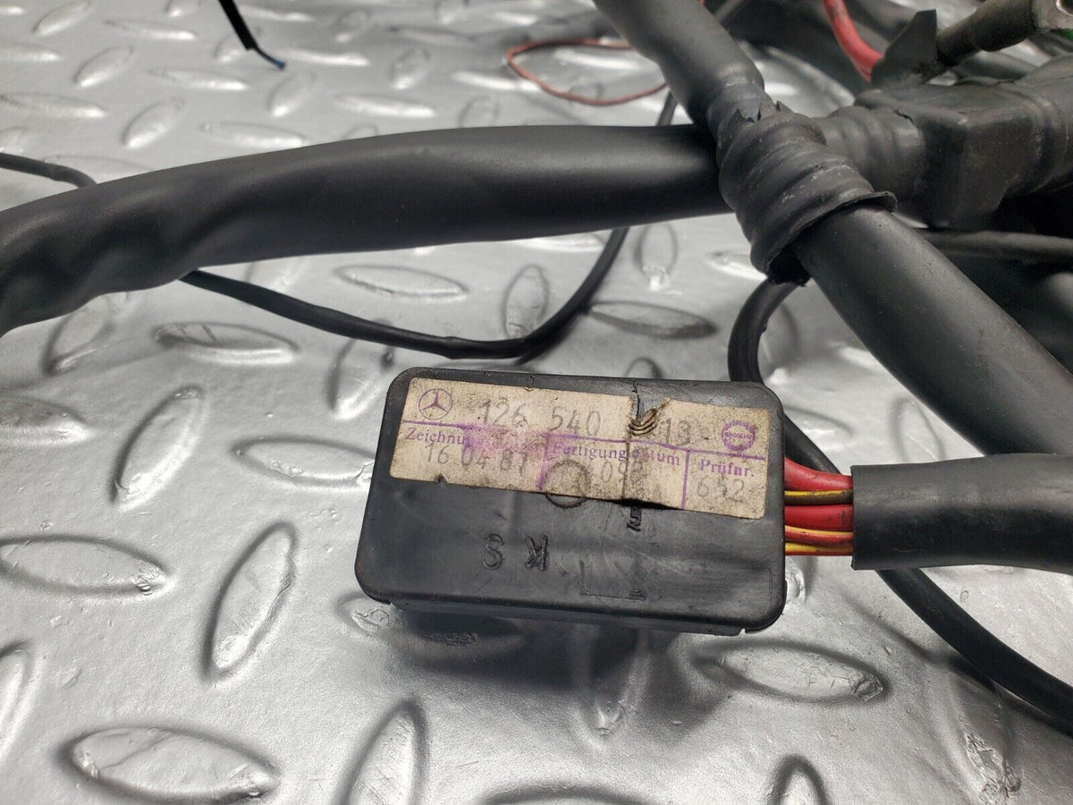 46067 Mercedes-Benz W126 420SE Engine Wiring Harness A1265403113 A1265406506