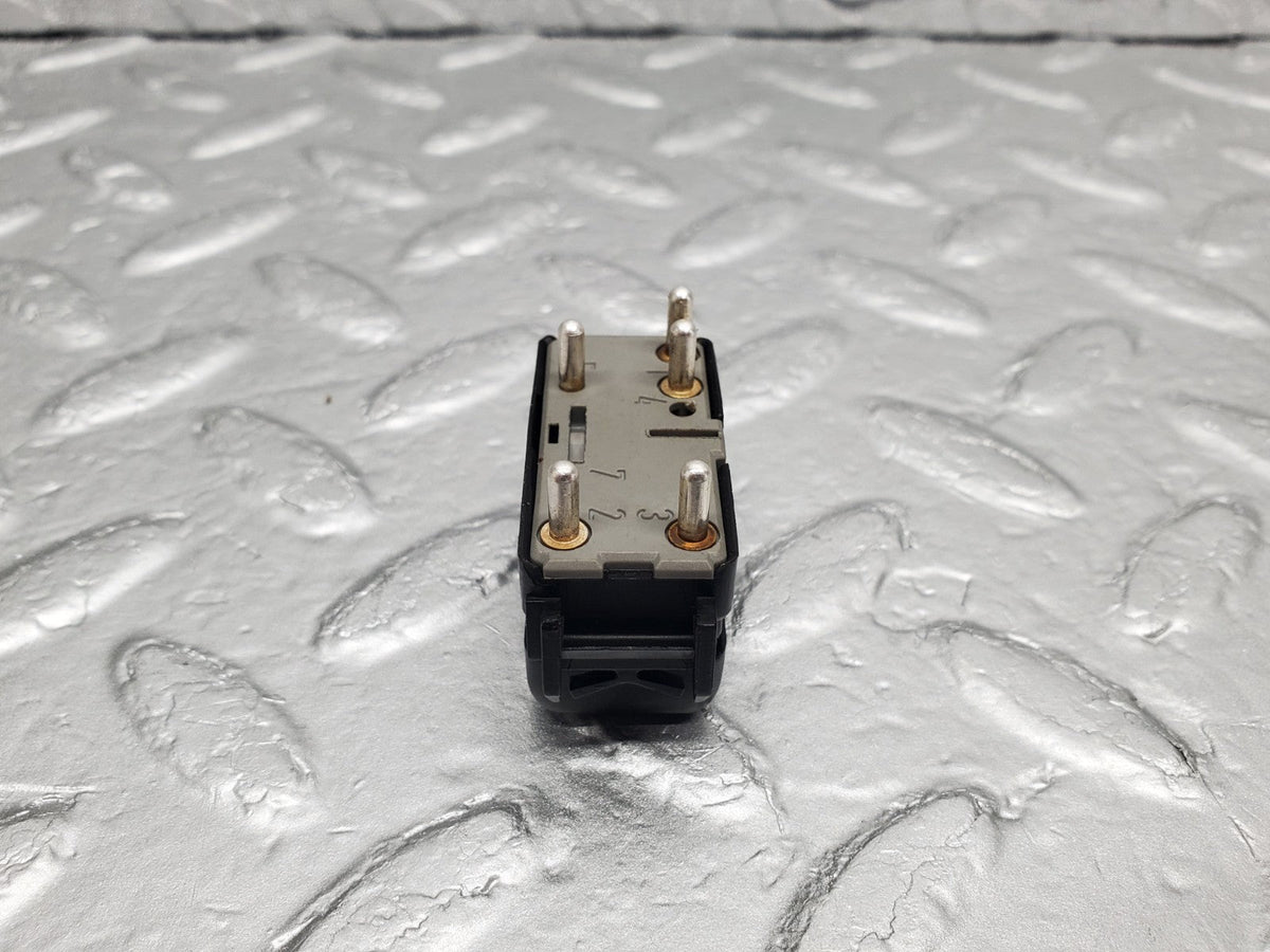 49105 Mercedes-Benz A124 320E Cabriolet Electric Window Switch Right Side A1248209010