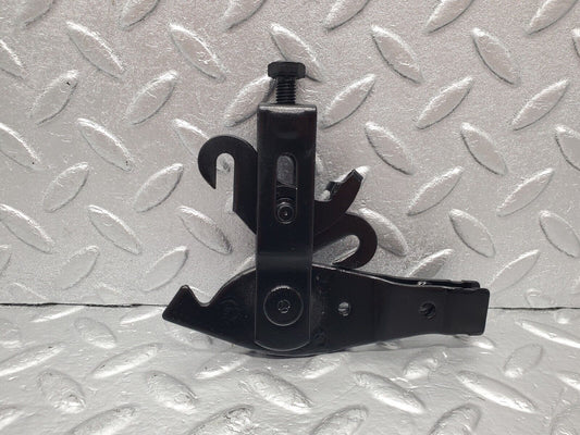 48033 Mercedes-Benz R230 350SL Coupe Handbrake Adjusting Handbrake Regulator