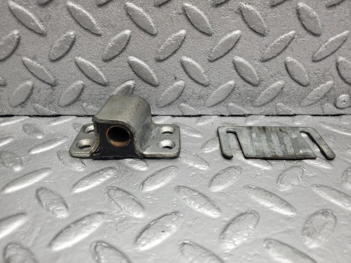50557 Mercedes-Benz W108 280SE 3.5 Door Lock Latch Left