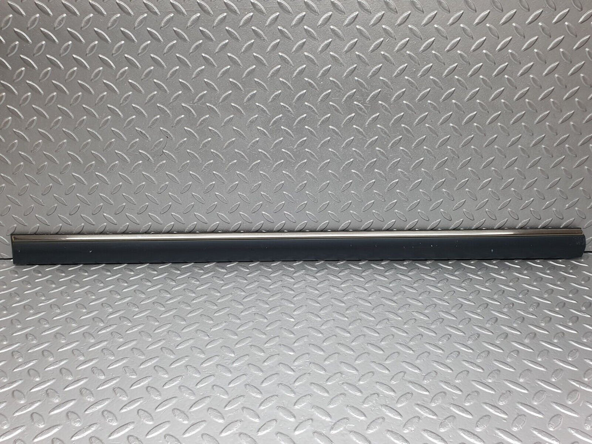 41805 Mercedes-Benz W202 C200 Front Left Door Centre Moulding Trim A2026909362