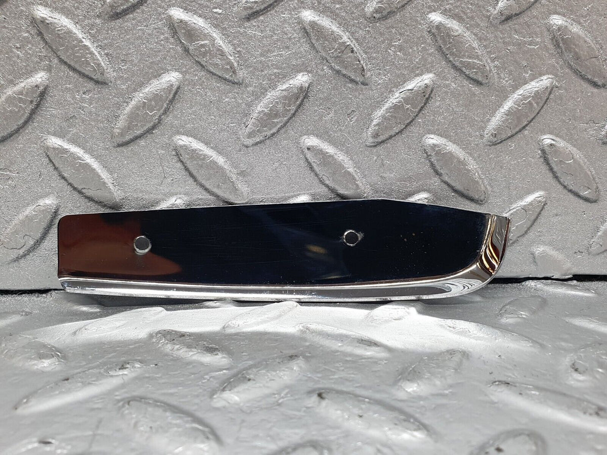 43967 Mercedes-Benz C123 230CE Coupe Left Door Chrome Front Cover