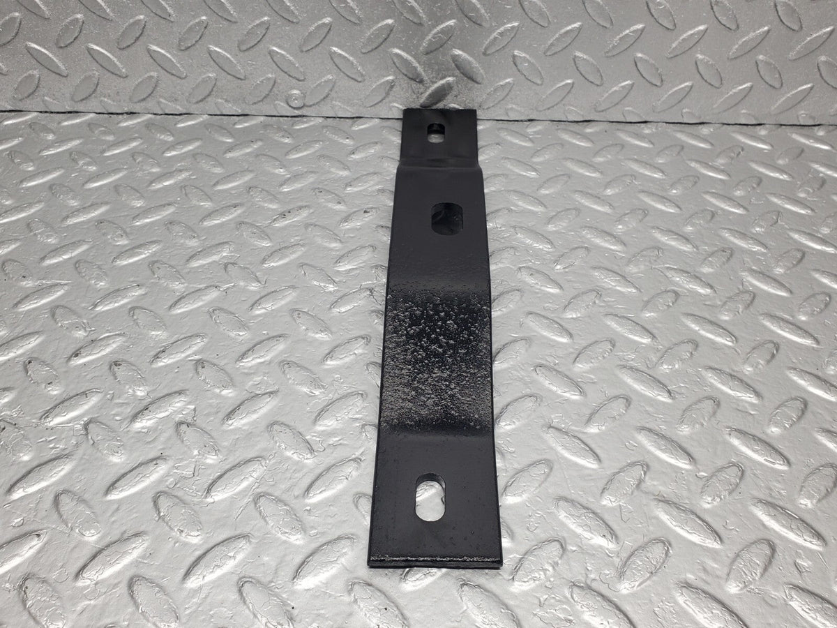 48567 Mercedes-Benz W108 Front Right Bumper Bracket