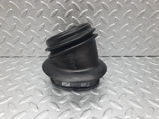 43609 Mercedes-Benz C126 380SEC Coupe Fuse Box Rubber Grommet A1265450146
