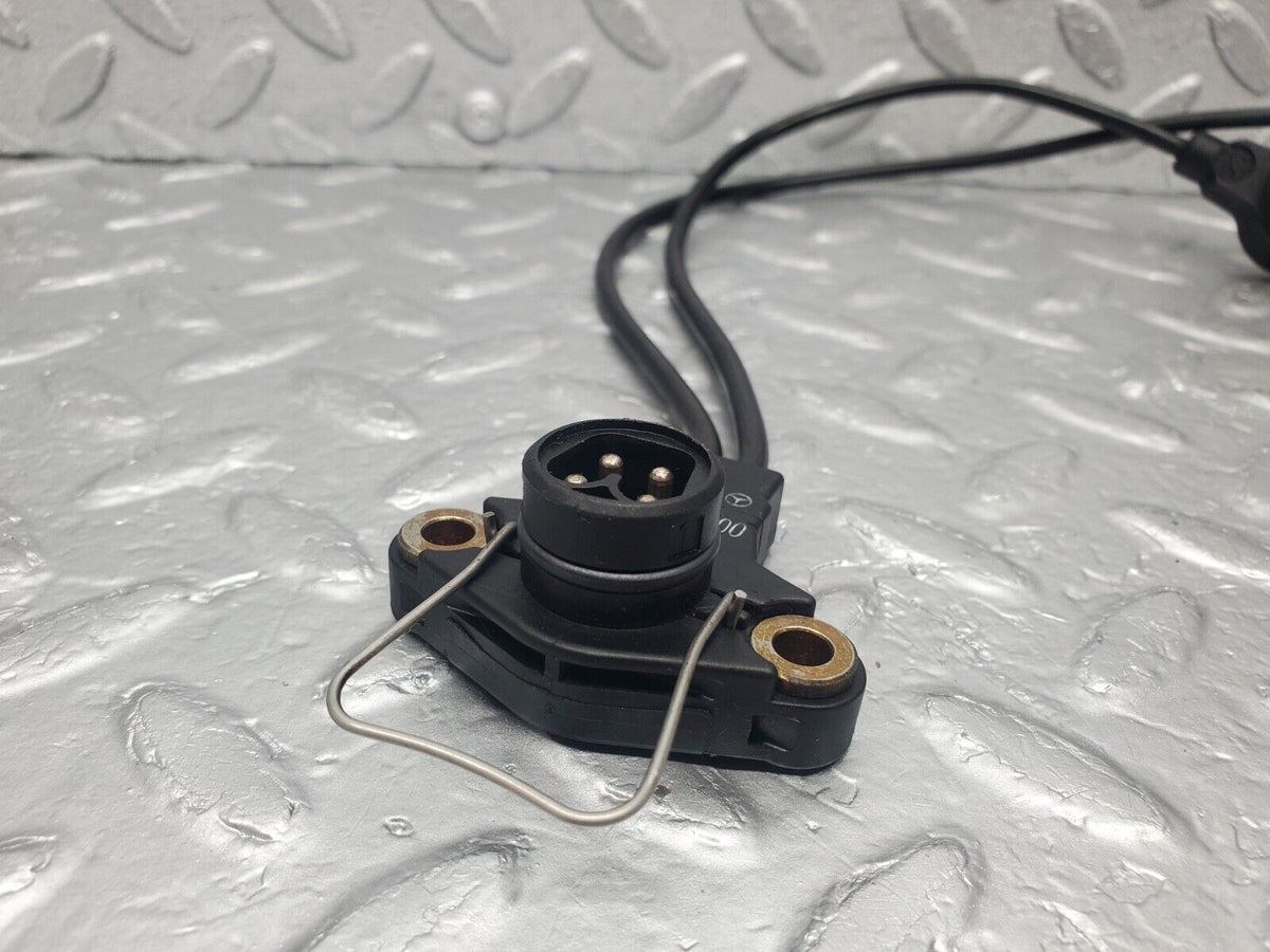 46202 Mercedes-Benz W124 280E Knock Sensor A0031537728 A2025402081