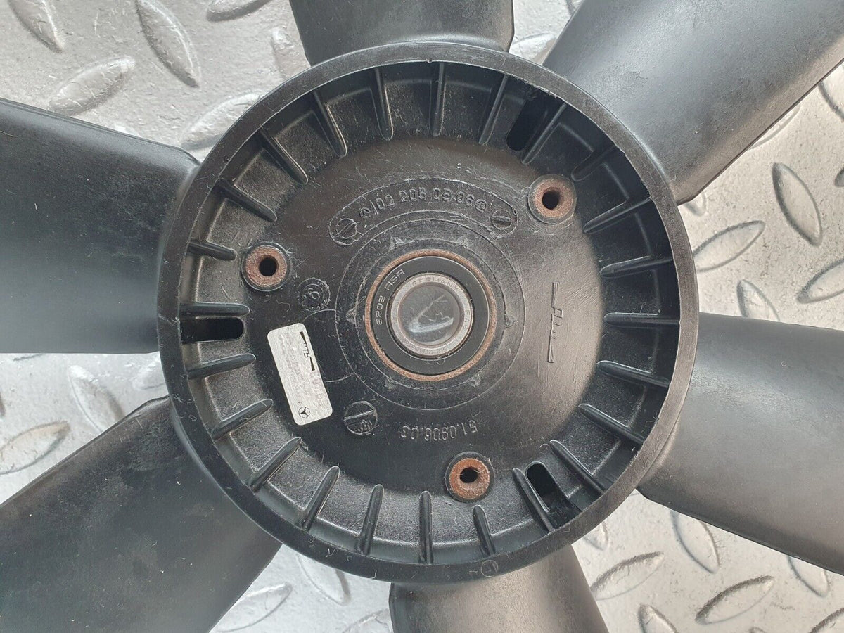 42684 Mercedes-Benz W201 190 2.0L Engine Cooling Fan A1022050506