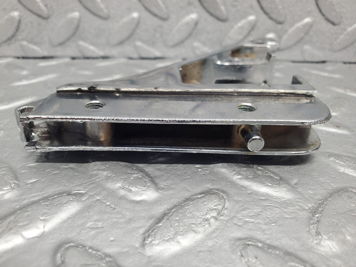 49526 Mercedes-Benz C123 230CE Coupe Right Wing Mirror Triangle Chrome Bracket