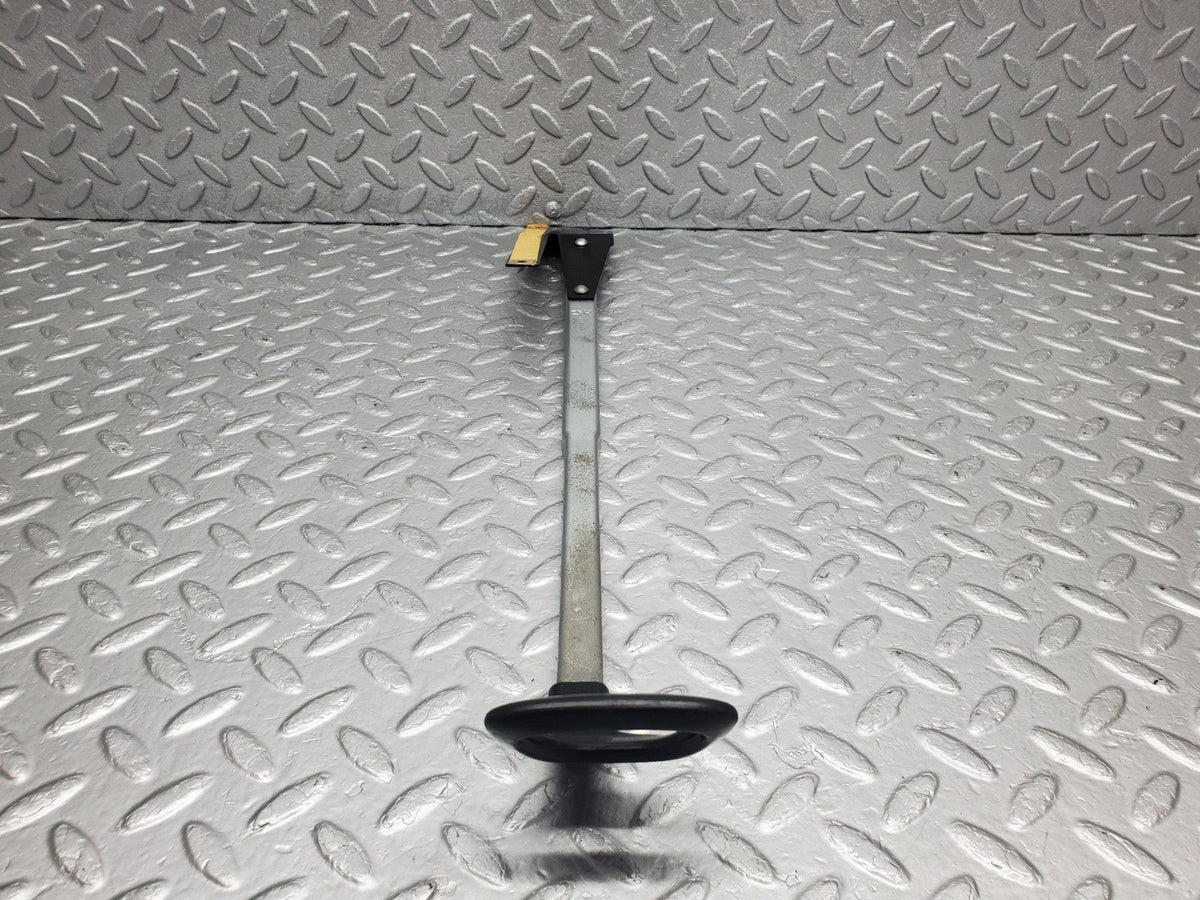 50207 Mercedes-Benz W123 Front Left Seat Sliding Adjust Handle