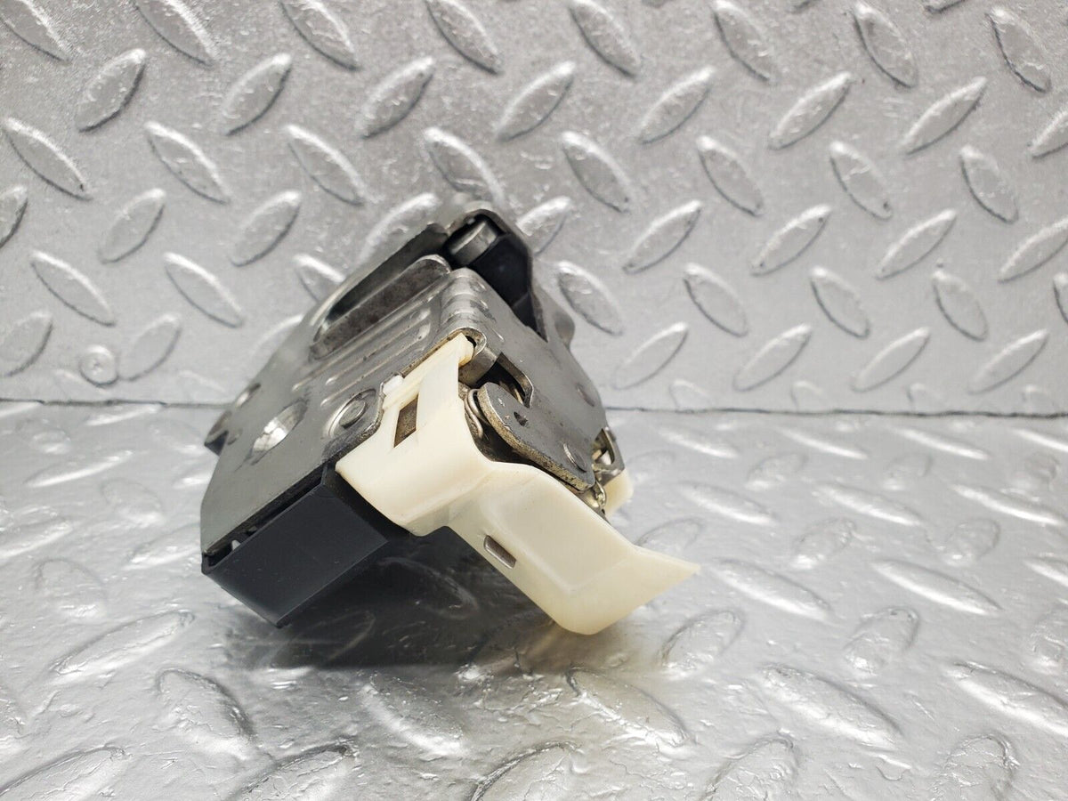 46255 Mercedes-Benz W124 280E Rear Right Door Lock Mechanism