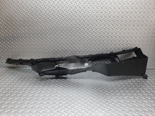 42001 Mercedes-Benz W202 C200 Air Duct A2028300144