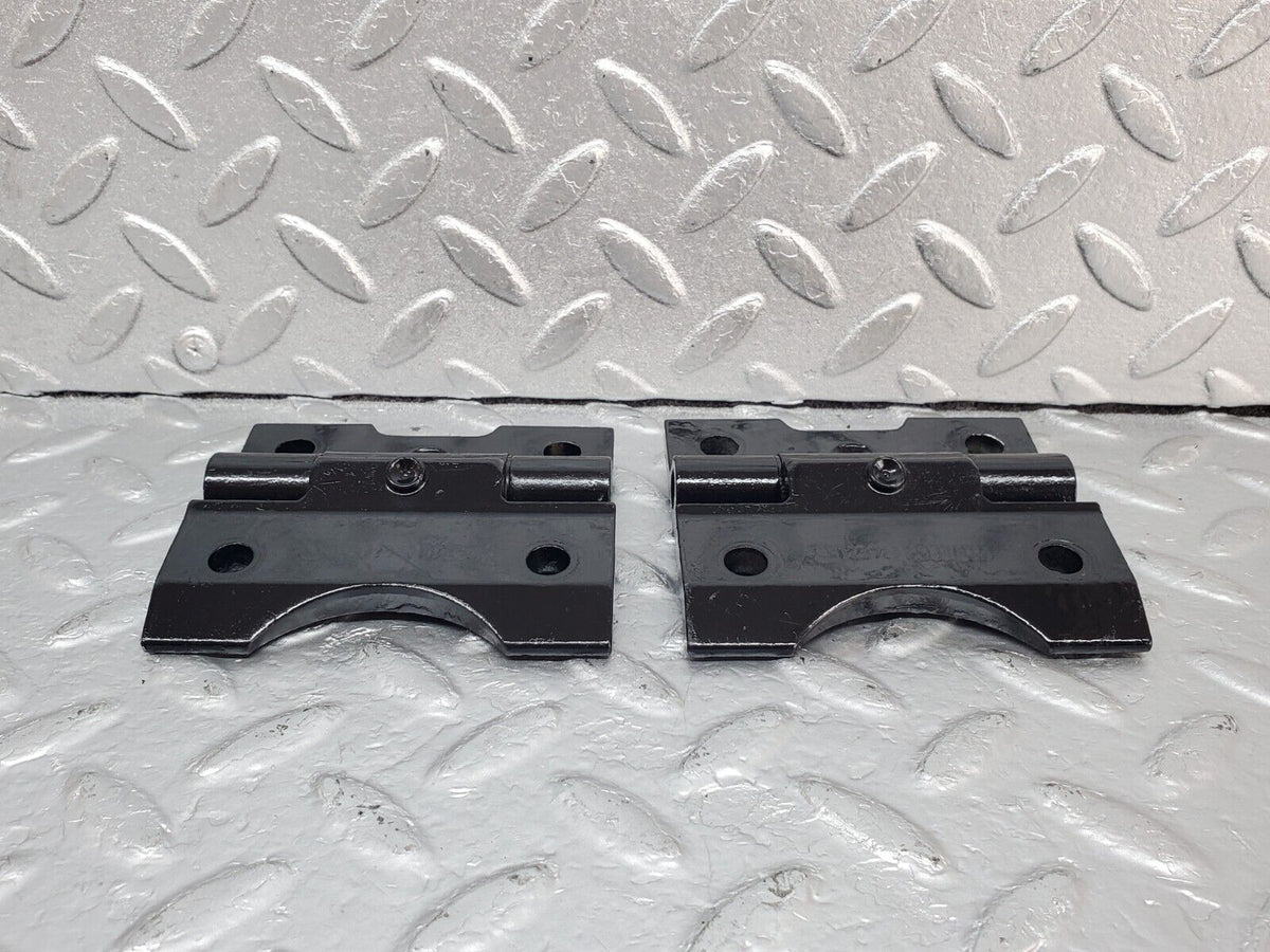 44338 Mercedes-Benz W123 280E Door Hinge Pair Left Side A1237200037