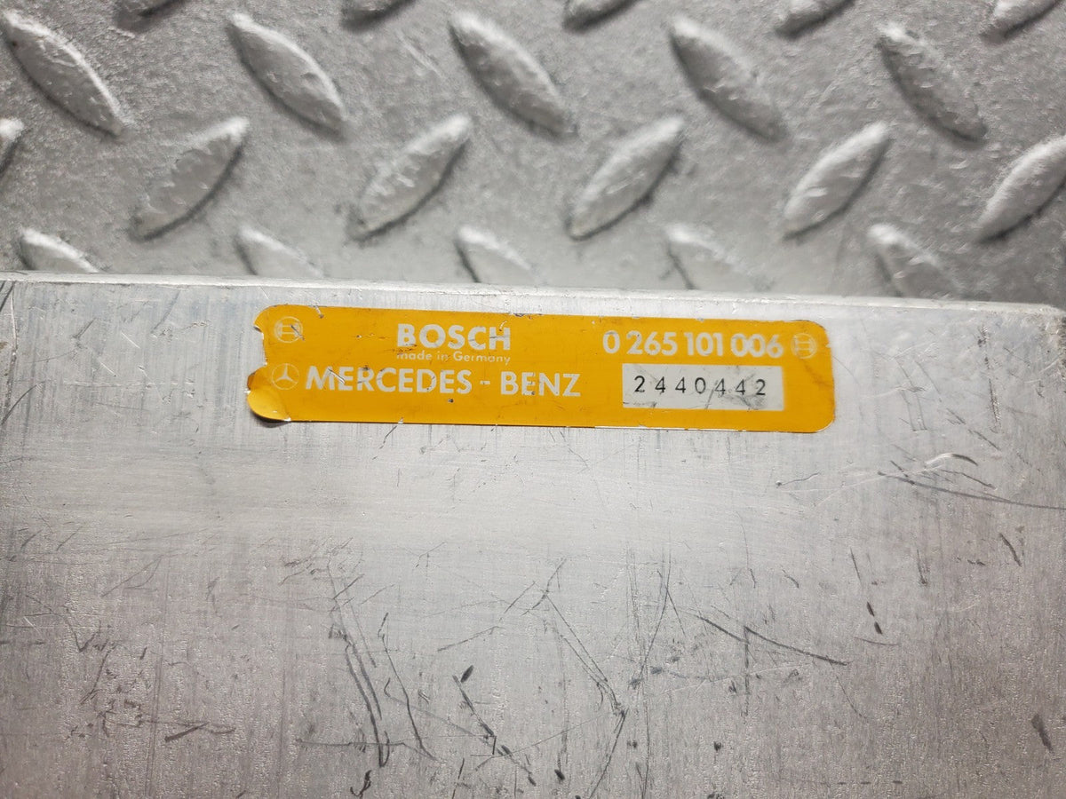 51329 Mercedes-Benz C126 Coupe ABS Control Unit Bosch 0265101006
