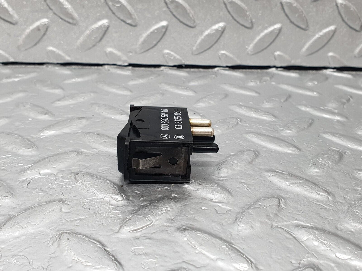 43550 Mercedes-Benz C126 380SEC Coupe Interior Light Switch A0008205910