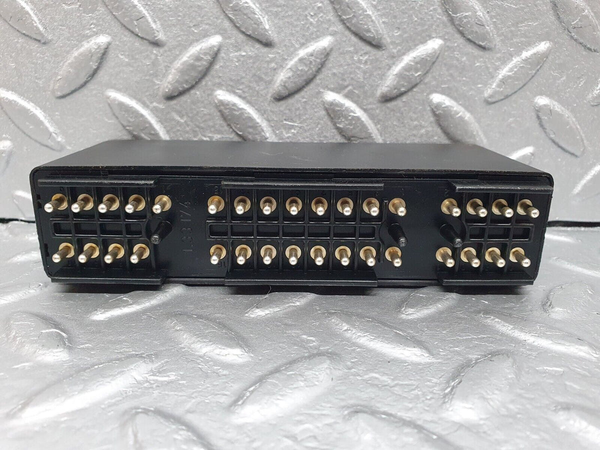 41640 Mercedes-Benz W124 200E Light Control Relay A1265420032