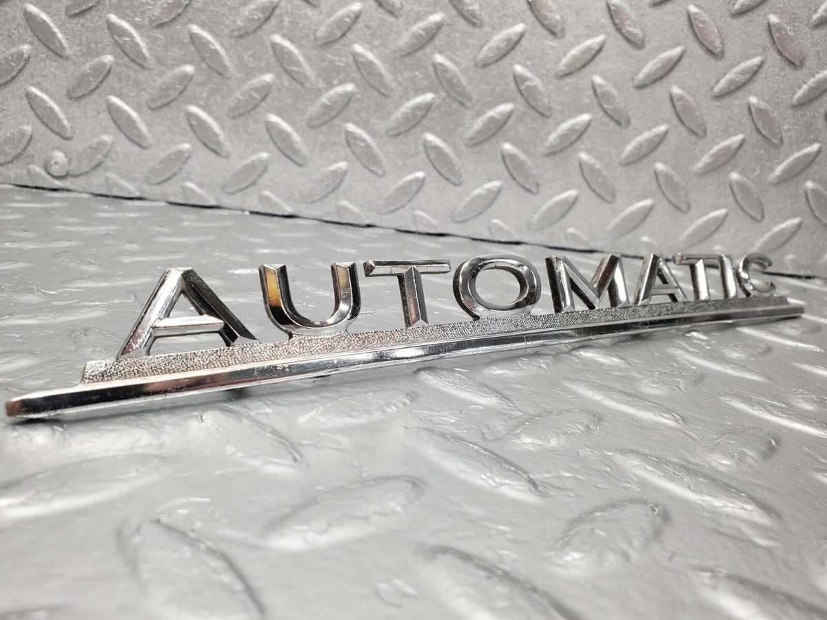 48532 Mercedes-Benz W108 Trunk Badge Emblem Automatic