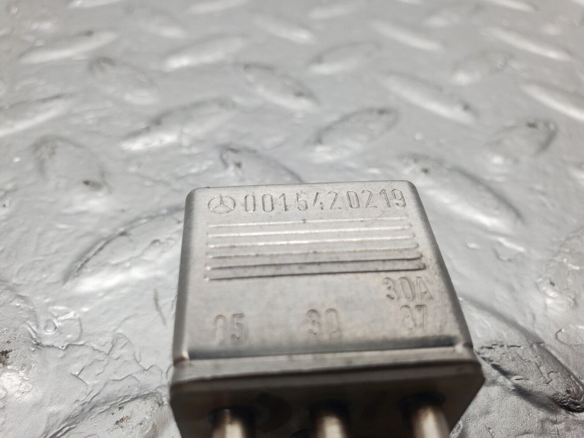 47381 Mercedes-Benz C126 500SEC Coupe Multi Purpose Relay A0015420219