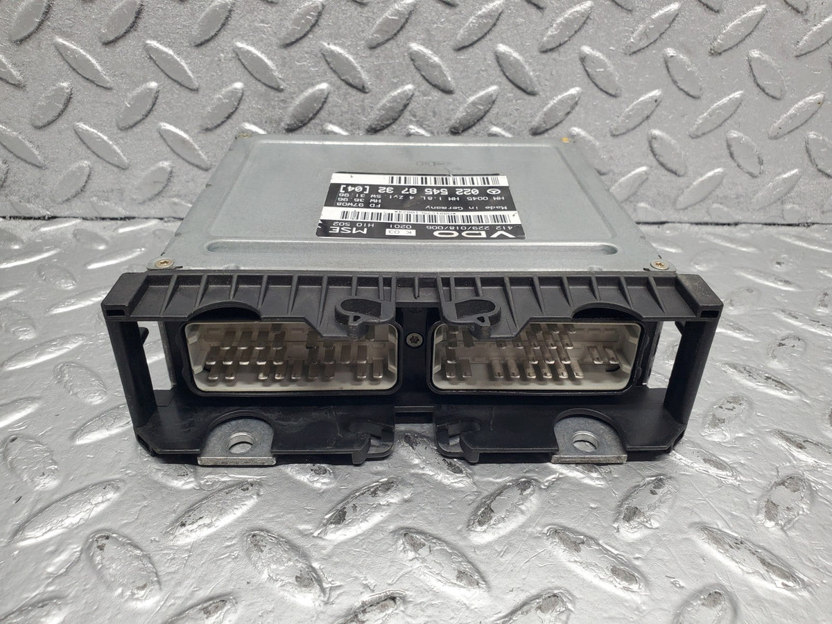 51270 Mercedes-Benz W202 Engine Control Unit ECU VDO A0225458732