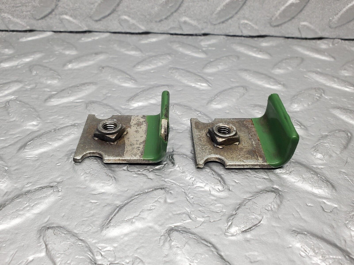 48194 Mercedes-Benz C107 R107 Window Stop Plate 2x