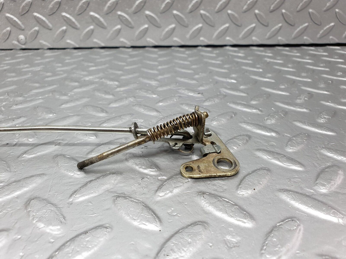 43249 Mercedes-Benz W108 280SE Rear Right Door Lock Vacuum Actuator