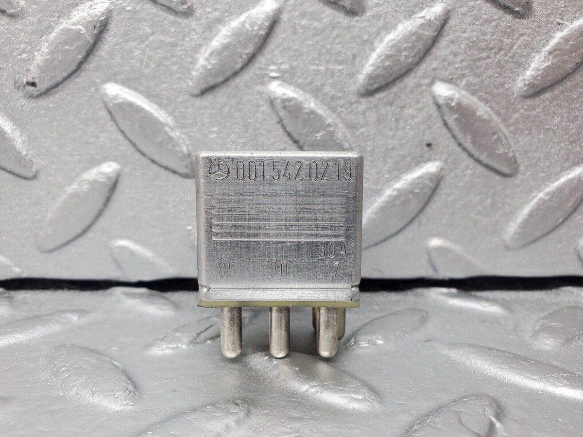 45537 Mercedes-Benz W126 420SE Multi Purpose Relay A0015420219