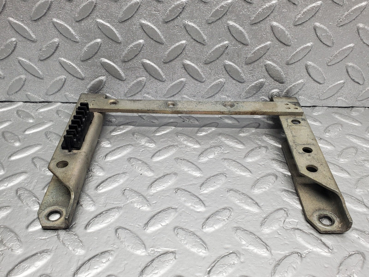 48795 Mercedes-Benz W108 Ignition Cable Bracket