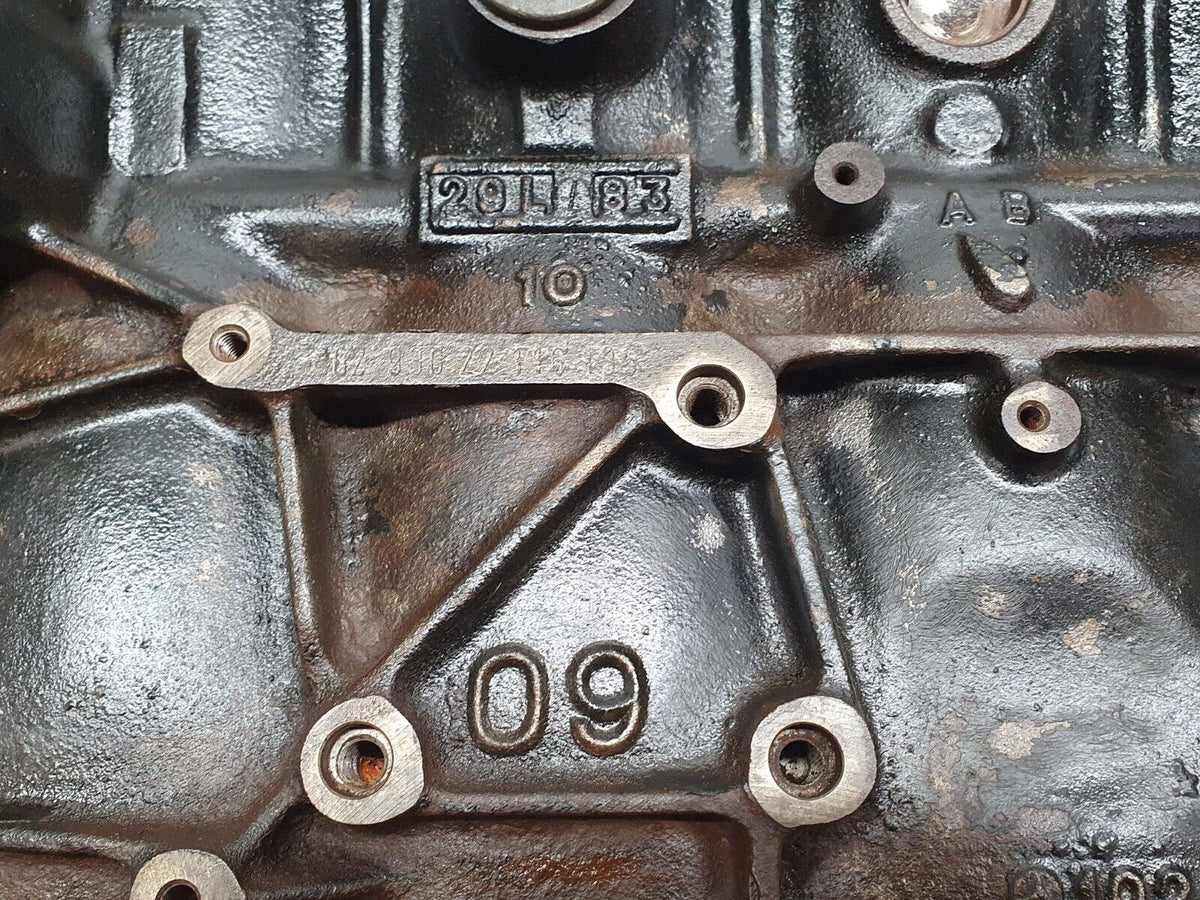 44210 Mercedes-Benz C123 230CE Coupe Engine Block 102.980 A1020110901