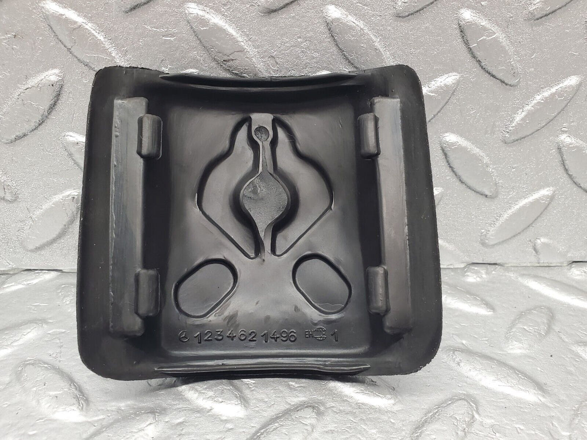 46001 Mercedes-Benz V123 240D LWB Steering Column Switch Cover A1234621496