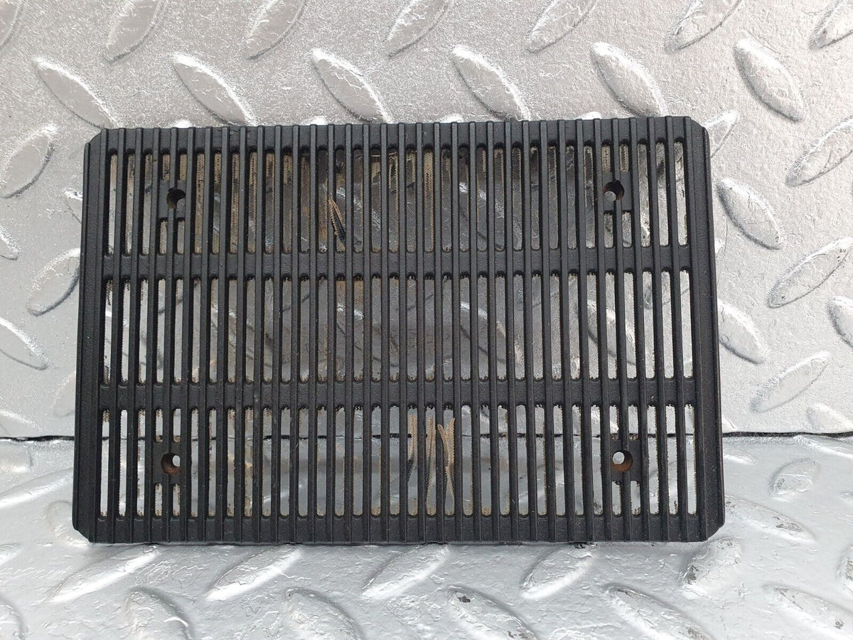 43677 Mercedes-Benz C126 380SEC Coupe Parcel Shelf Speaker Cover 2x A1268200012