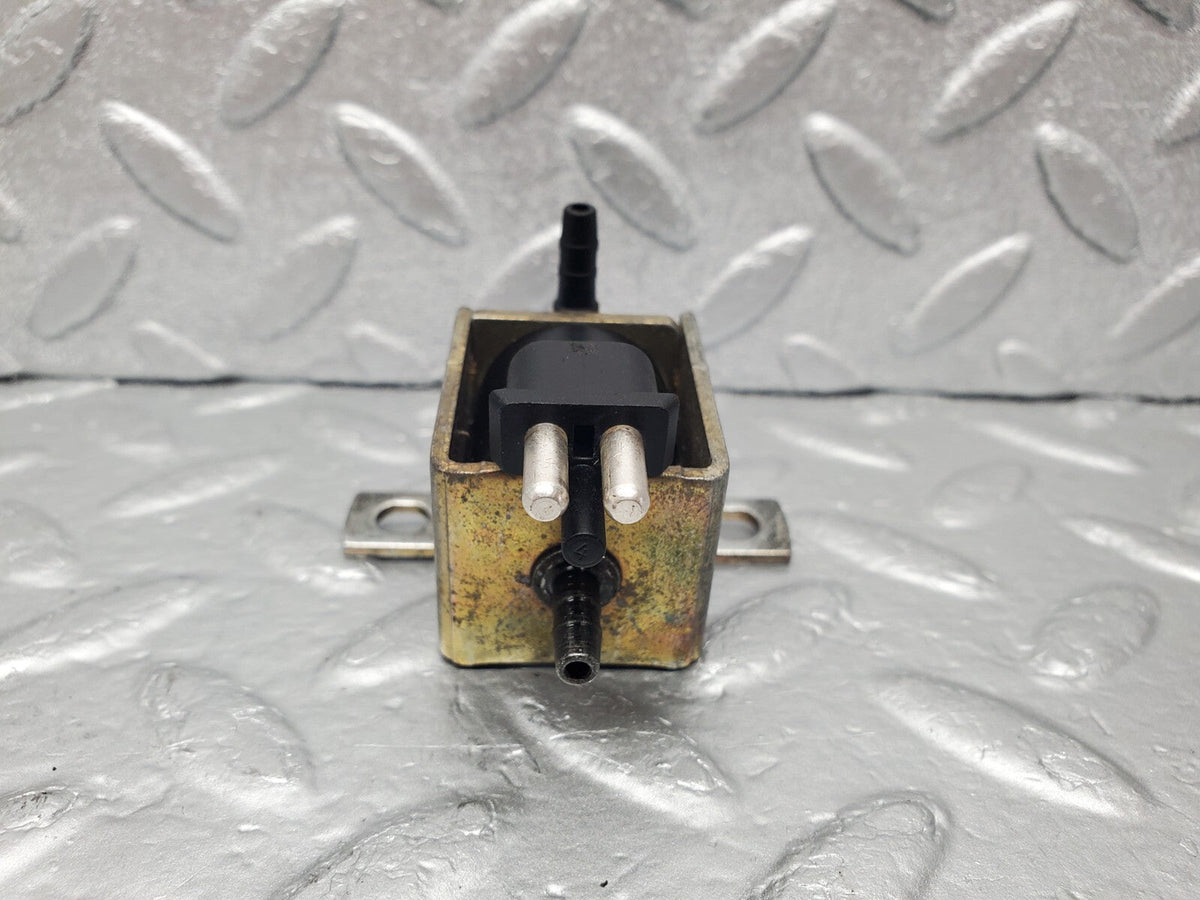 48987 Mercedes-Benz A124 320E Cabriolet Vacuum Control Valve A0015408697
