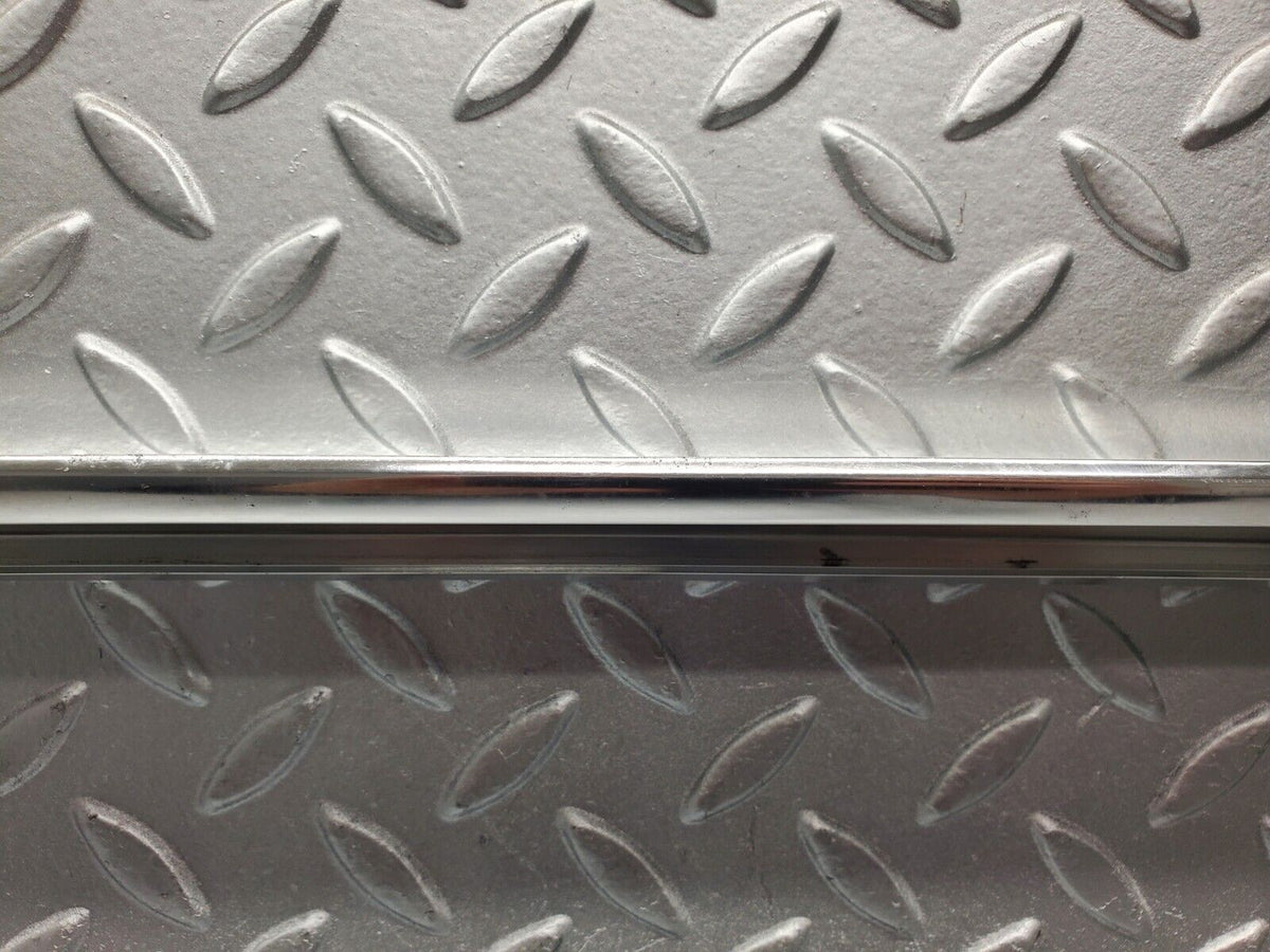 46503 Mercedes-Benz C123 280CE Coupe Chrome Roof Trim Cladding Right Side