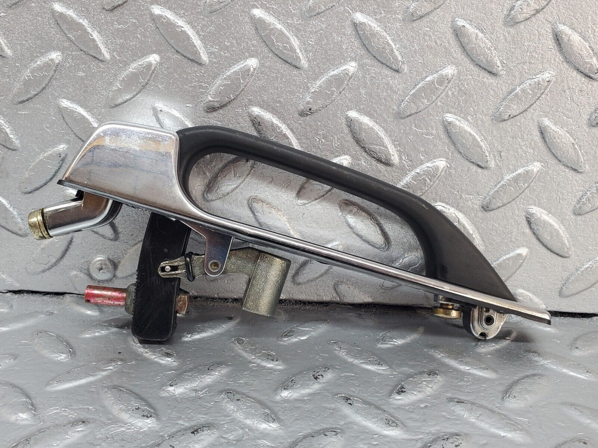 44393 Mercedes-Benz W123 280E Rear Right Exterior Door Handle A1237600359 A1237660005