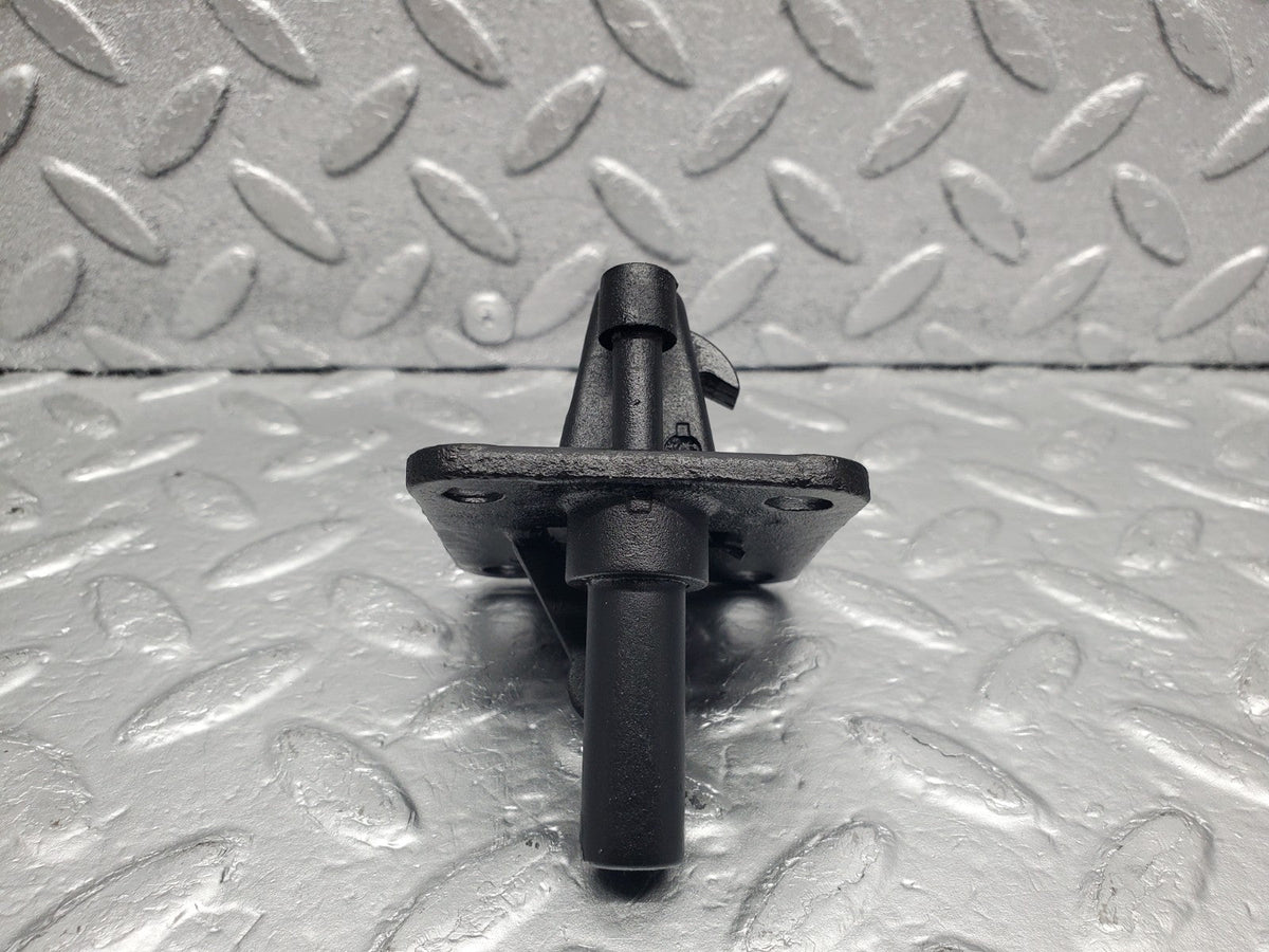 50703 Mercedes-Benz W108 280SE 3.5 Bonnet Lock Catch