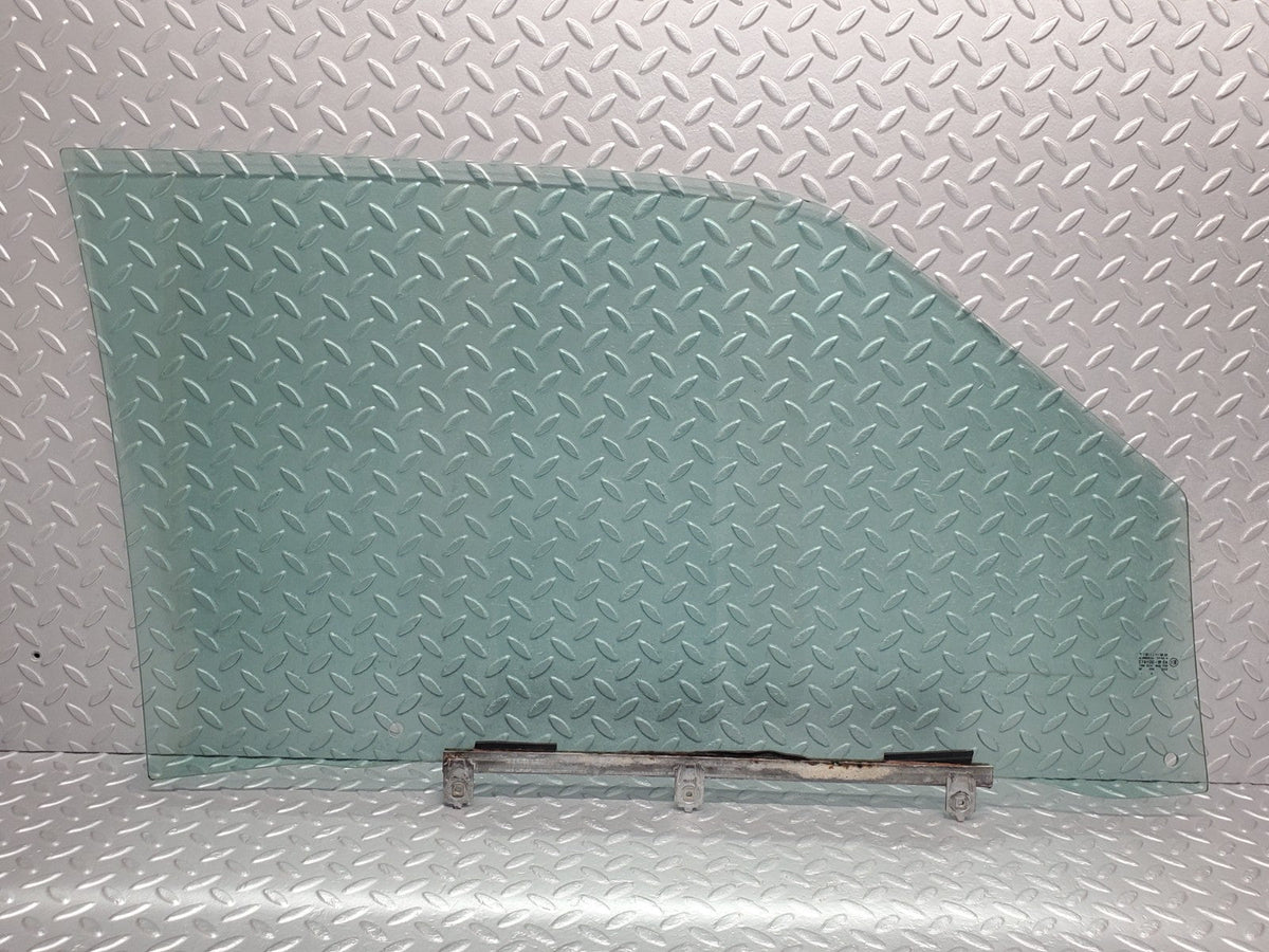 49339 Mercedes-Benz A124 320E Cabriolet Front Left Door Window Glass