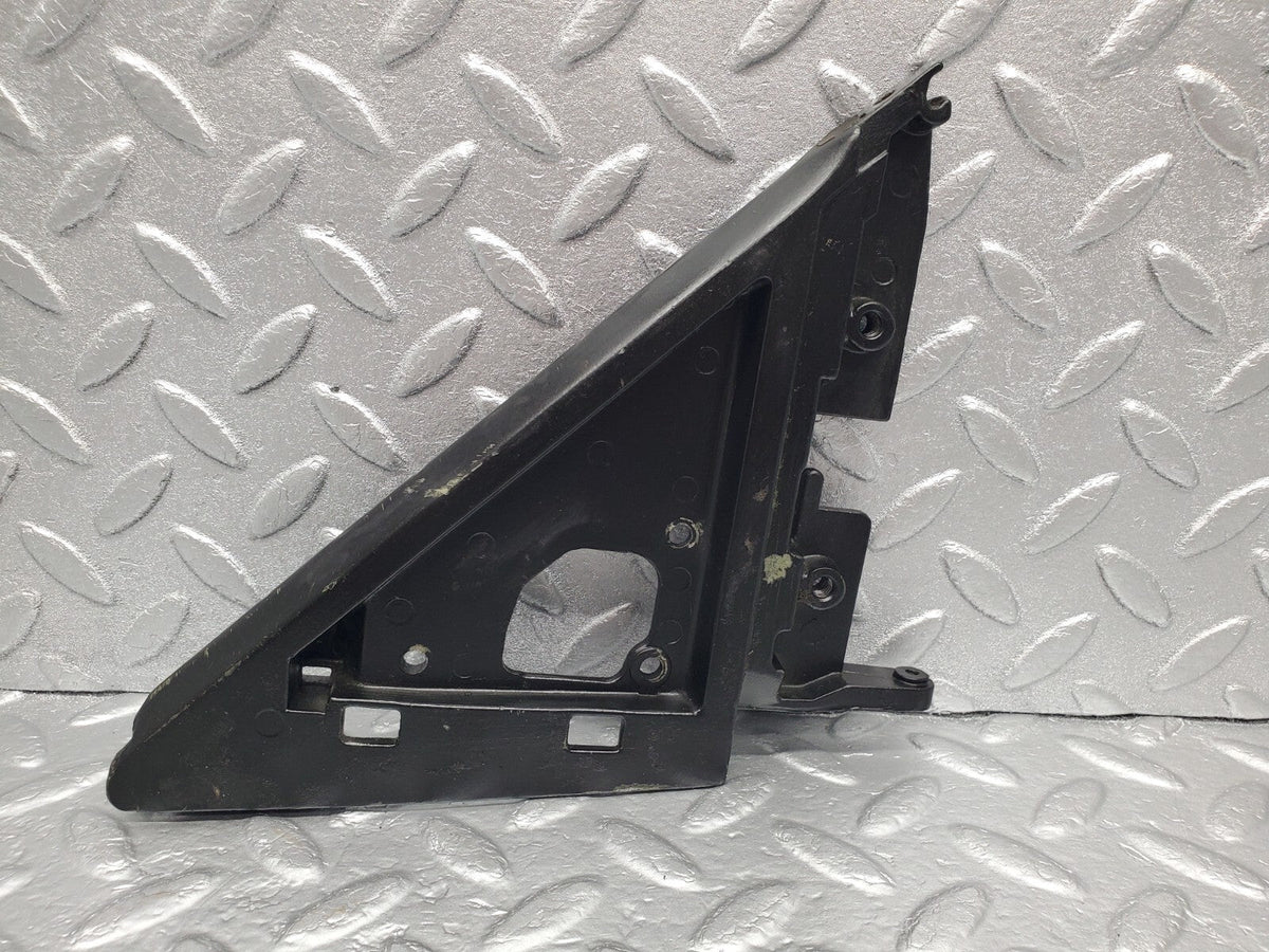 48302 Mercedes-Benz C126 Coupe Right Mirror Mounting Triangle A1267250241