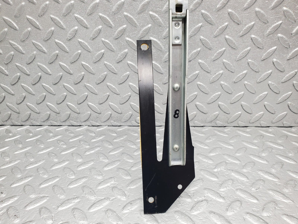 50207 Mercedes-Benz W123 Front Left Seat Sliding Adjust Handle
