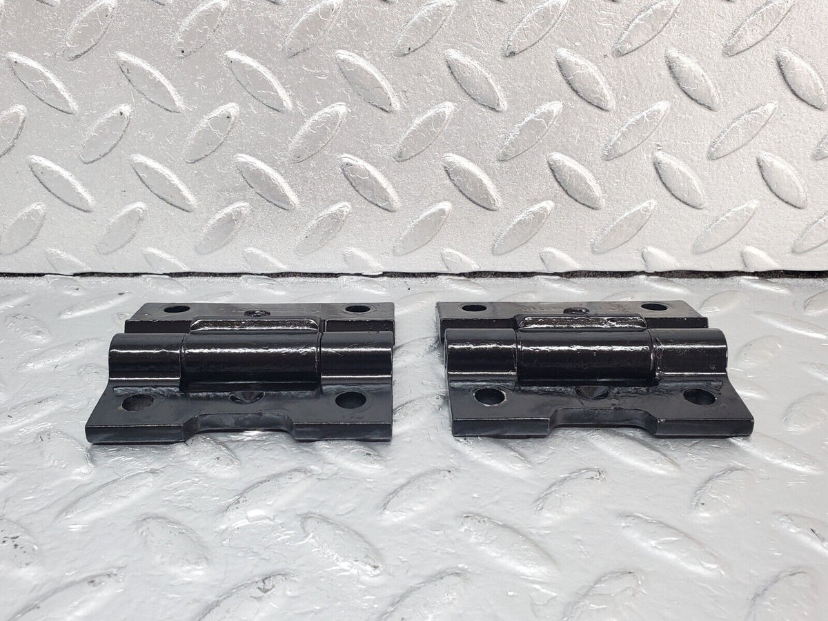44337 Mercedes-Benz W123 280E Door Hinge Pair Right Side A1237200037