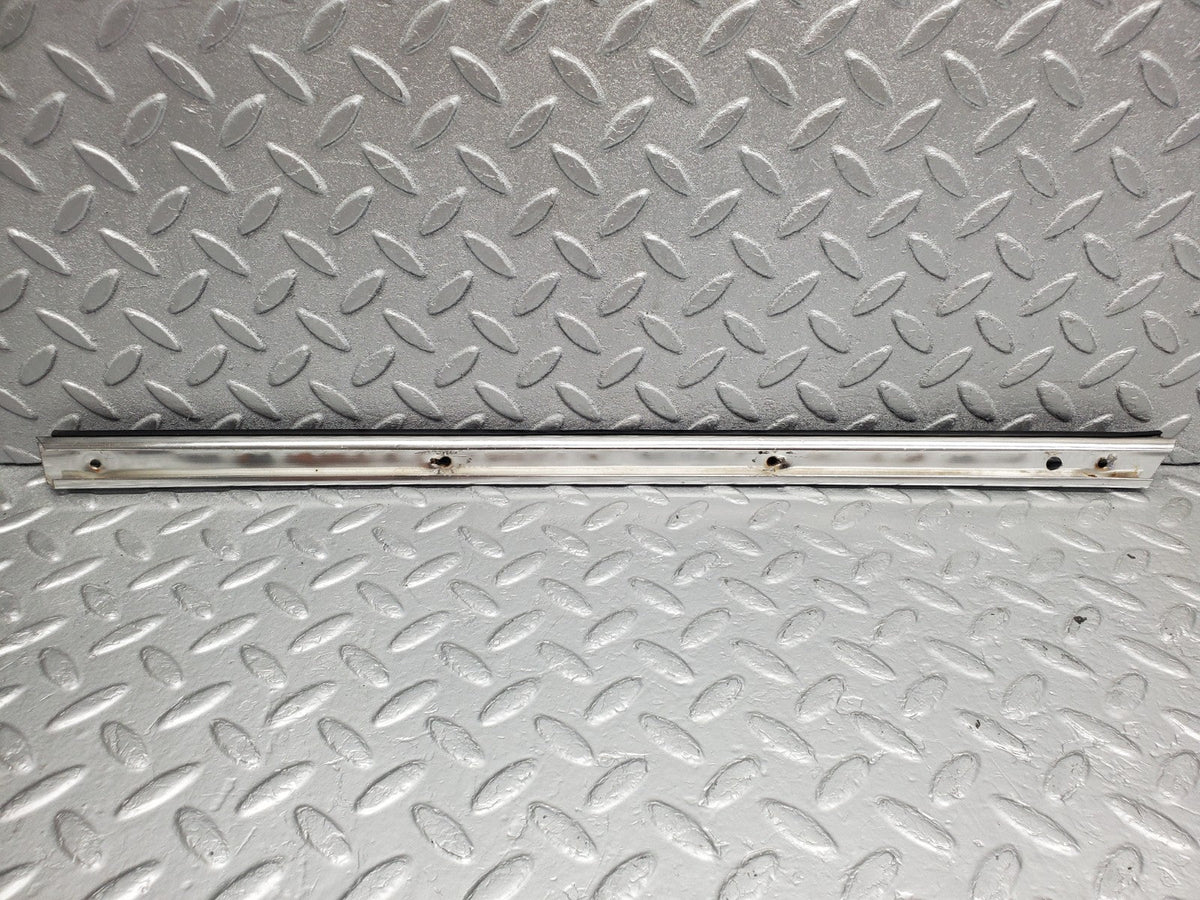 50169 Mercedes-Benz R107 SL Hardtop Chrome Trim Right