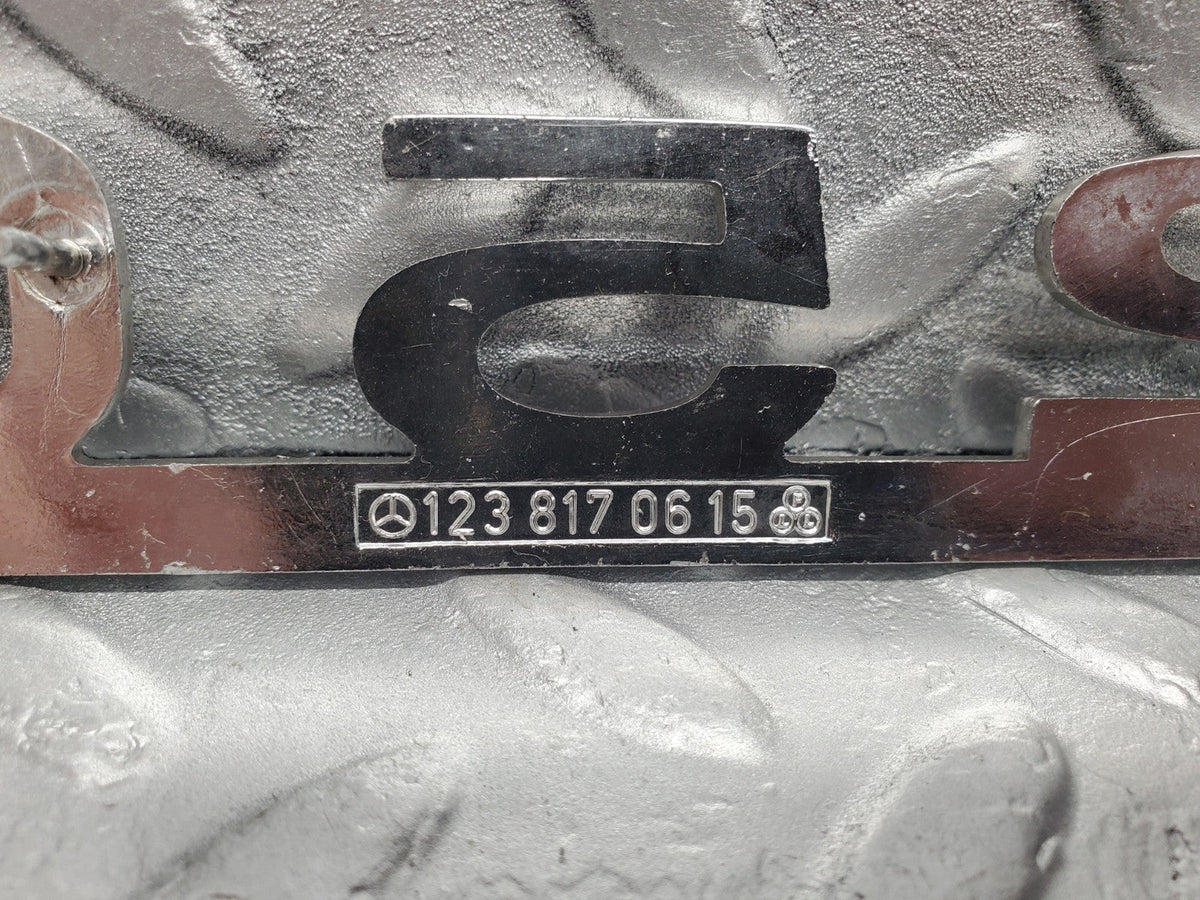 49631 Mercedes-Benz W123 250 Trunk Badge Emblem A1238170615