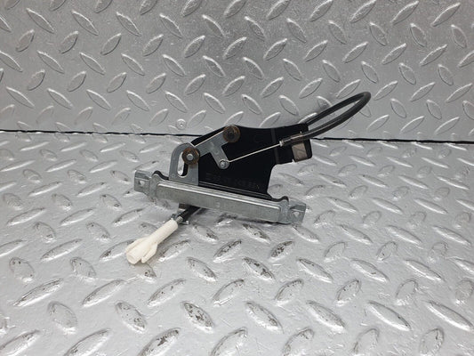 41109 Mercedes-Benz W126 300SE Rear Heater Regulator 1268300385 12683017310689